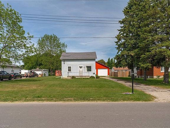2nd image of 39 Stanley Ave