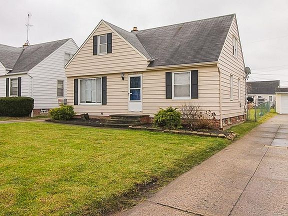 2nd image of 13812 Royal Blvd