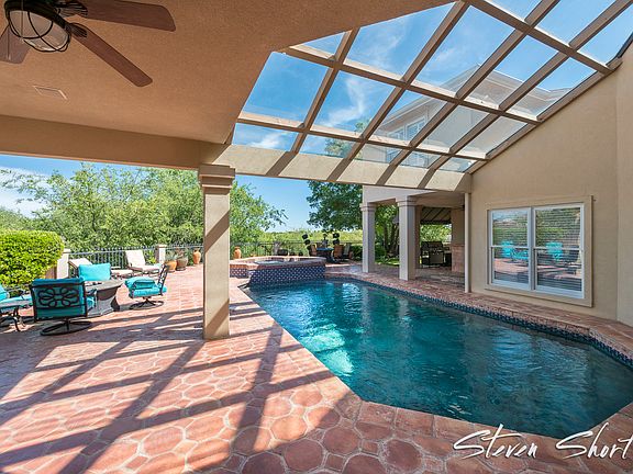5th image of 606 Ashford Dr