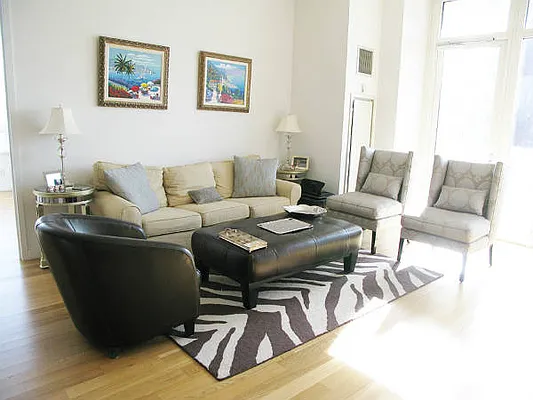 Rented by Level Group | media 44