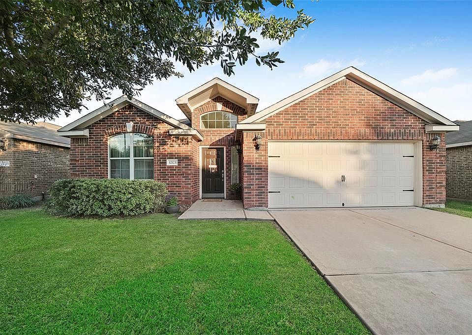 1st image of 12123 Estelle Cir