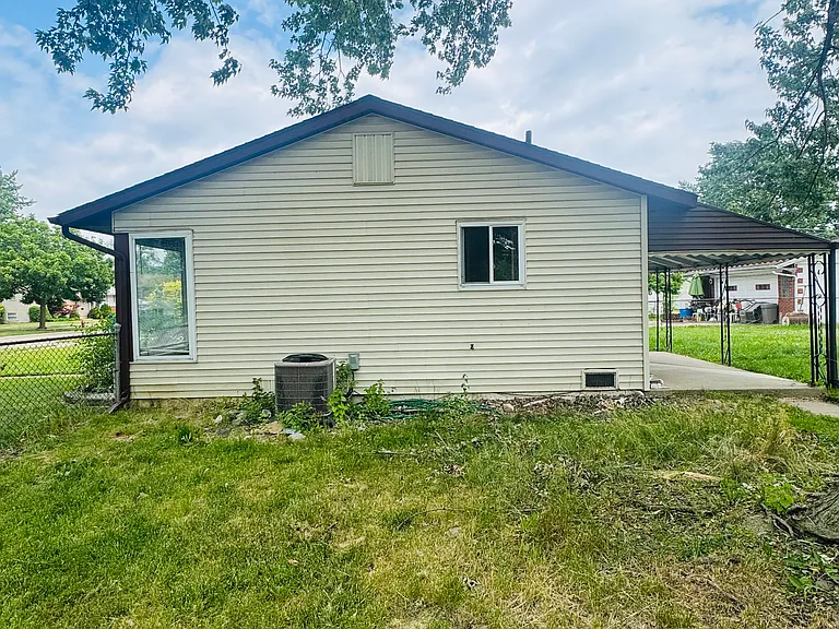 34714 Forman Dr — Photo 4