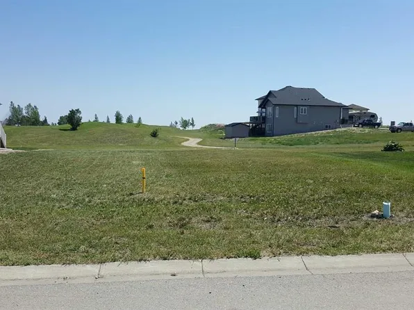 1404 Whispering Dr, Vulcan, AB T0L 2B0