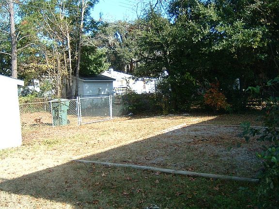 4th image of 1310 Parnell Ave