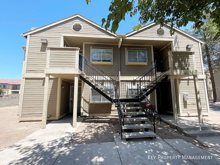 1st image of 2705 Jennydiane Dr #A