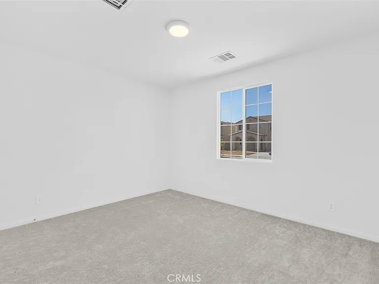 1758 Ace St — Photo 4