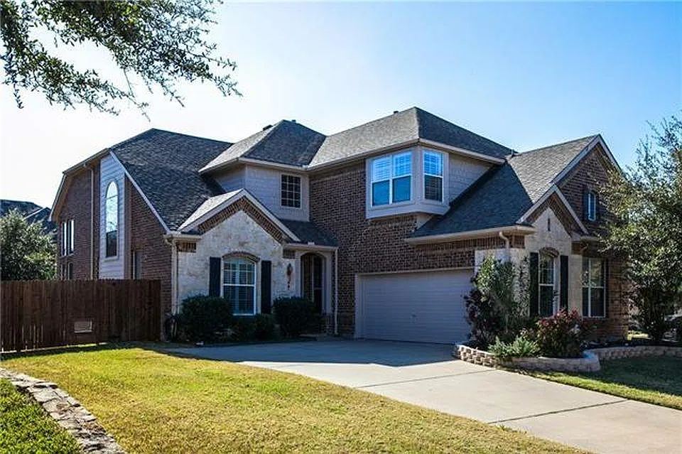 4533 Delaina Dr