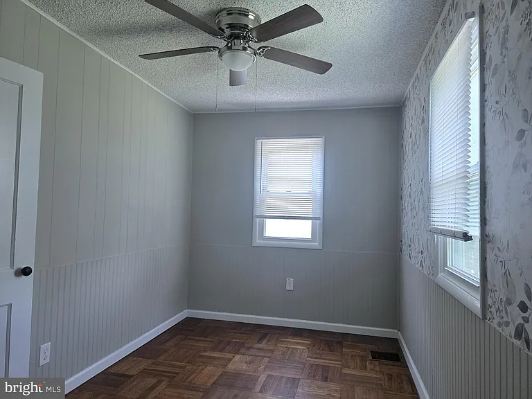50 Princeton Ave — Photo 9