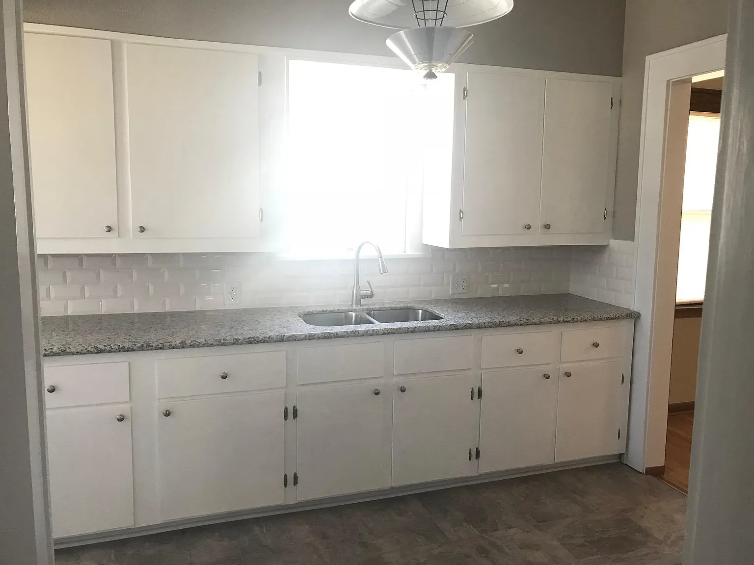 831 N Porter Ave — Photo 3