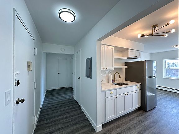 4th image of 550 Washington Ave #23-3