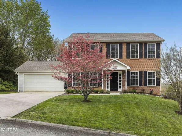 8221 Foxworth Trl, Powell, TN 37849