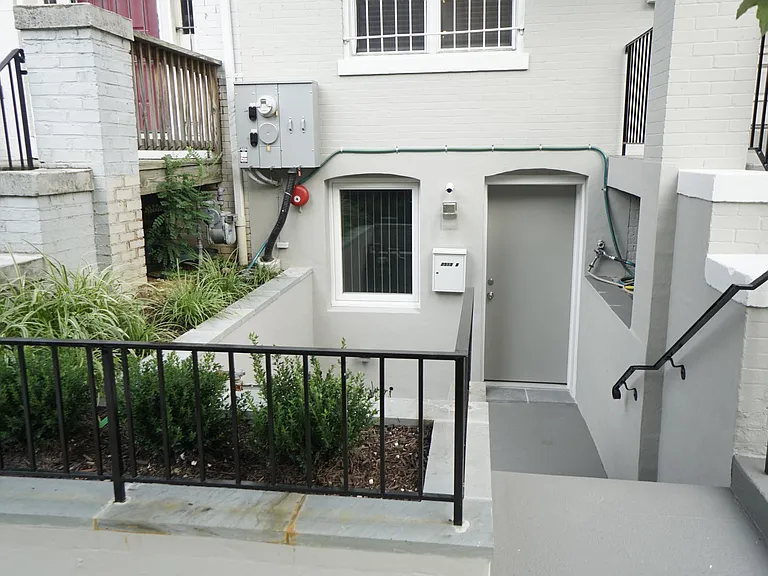 2515 University Pl NW #B — Photo 14