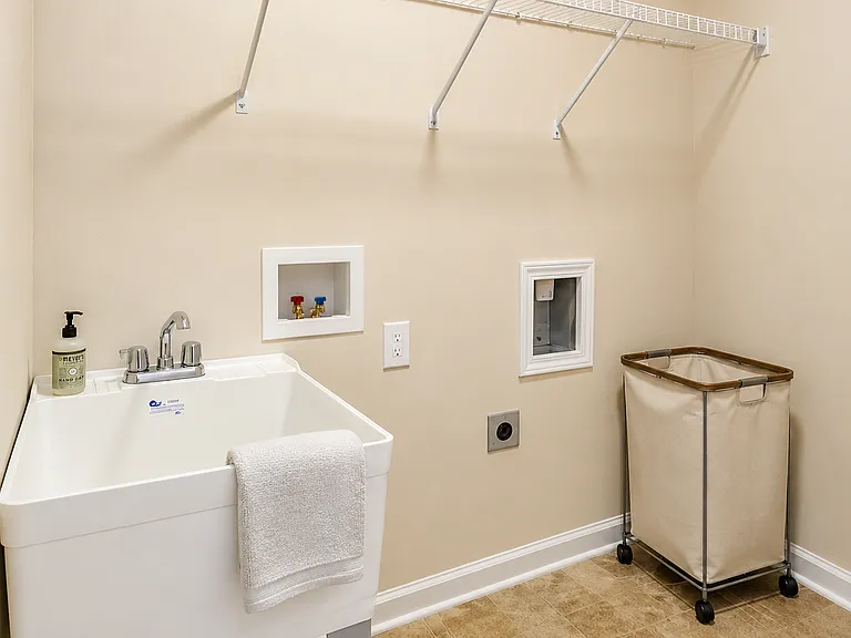 391 Gold Cove Ln — Photo 6