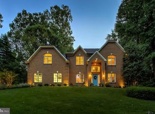 3 Padonia Woods Ct, Cockeysville, MD 21030