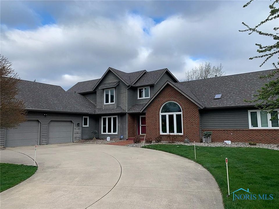 1st image of 326 Orchard Hills Dr