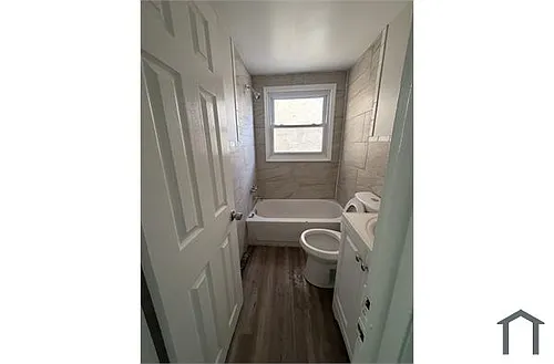 2924 Mary St #A Photo 1