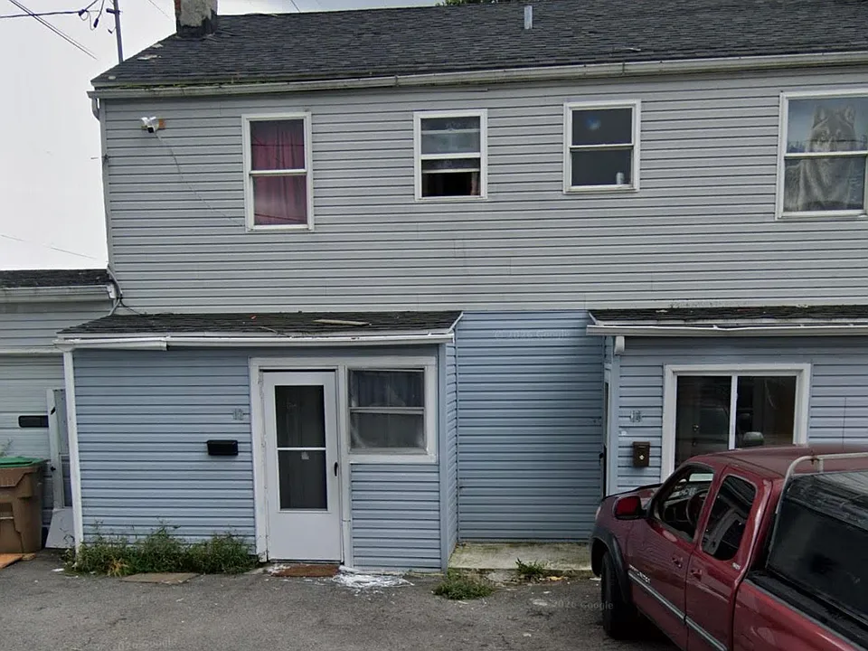 15 Elkins Dr