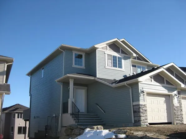 714 Panatella Blvd NW, Calgary, AB T3K 0N5