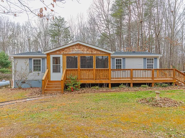 137 Ivy Ln, Louisa, VA 23093