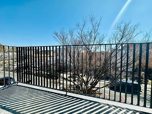 Rented by GROOME REALTY LLC | media 7