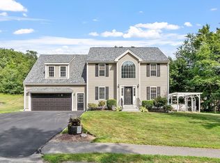 15 Quarry Ln, Fitchburg, MA 01420