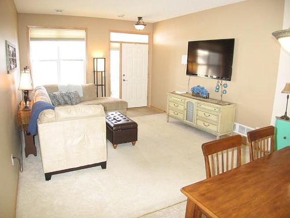 2nd image of 1566 Independence Dr