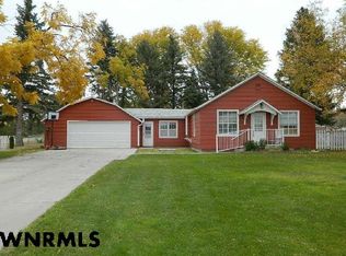 2517 Highland Dr, Scottsbluff, NE 69361