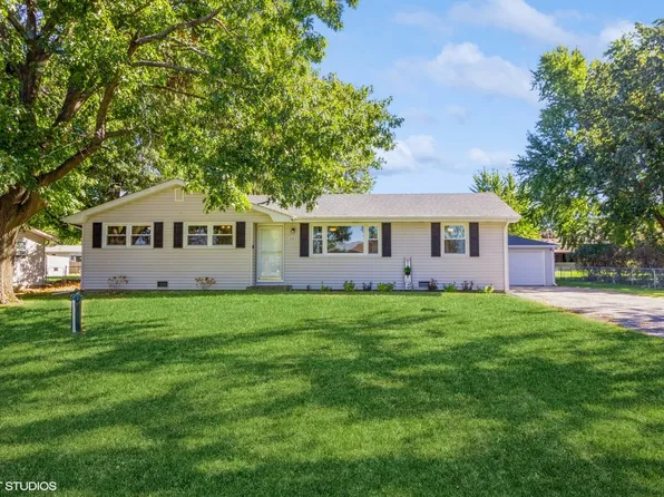 20923 S Canterbury St, Shorewood, IL 60404