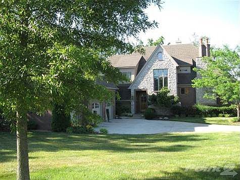 3rd image of 113 Cambridge Ln