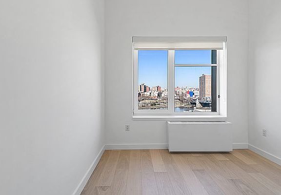 4th image of 445 Gerard Ave #W705