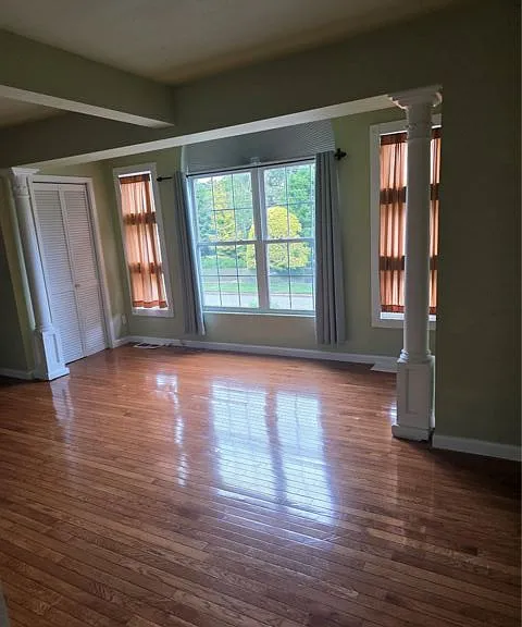 1396 Illinois Ave — Photo 8