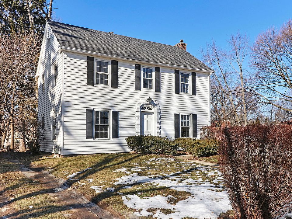 1346 Hickory St, Waukegan, IL 60085 Zillow