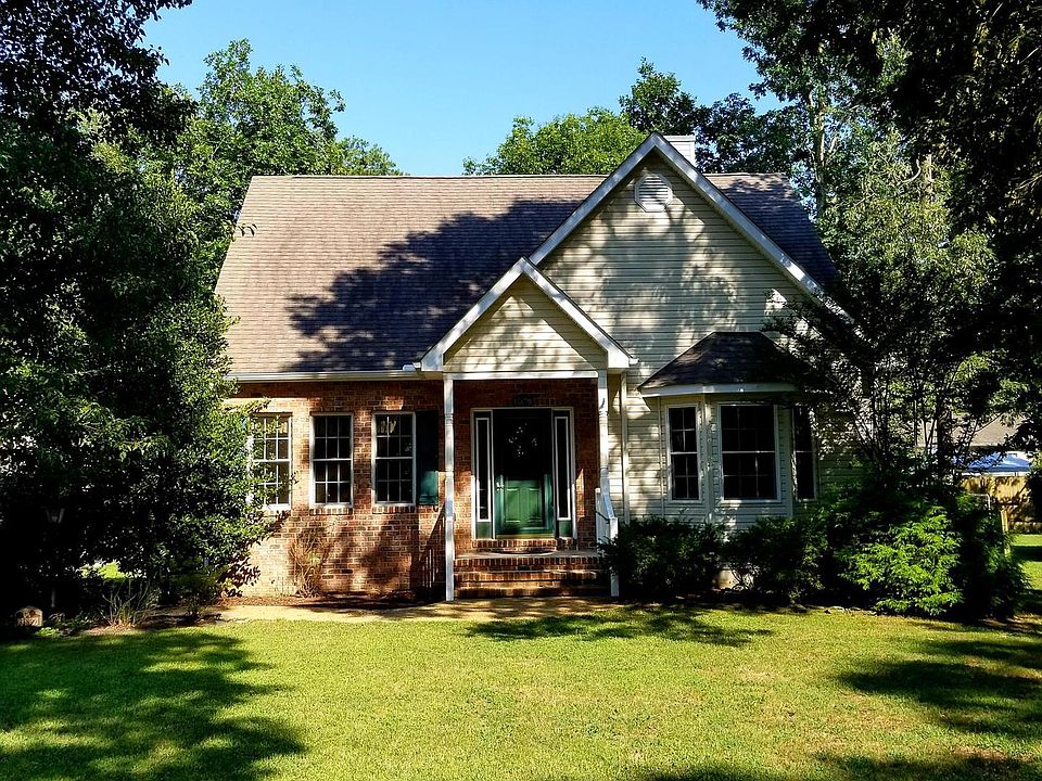 2nd image of 33899 Hiawatha Blvd