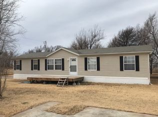 201 N Bonine St, Seiling, OK 73663