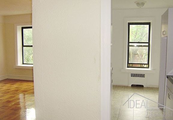 5th image of 2160 Caton Ave #5/E