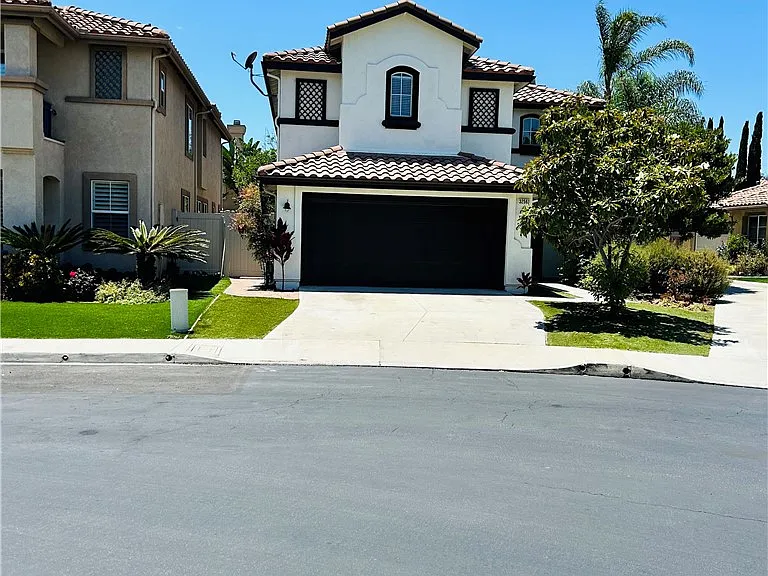 32561 Del Zura — Photo 3