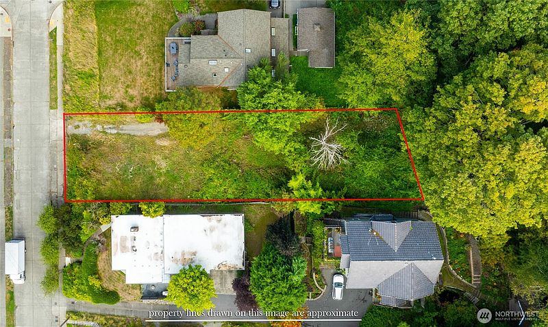 4th image of 7558 45th Avenue SW