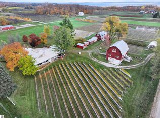 13046 Center Rd, Traverse City, MI 49686