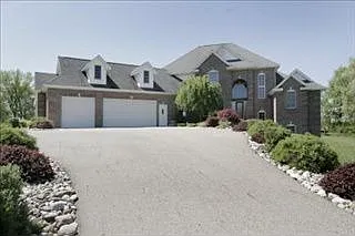22975 Saddle Ridge Ln photo 1