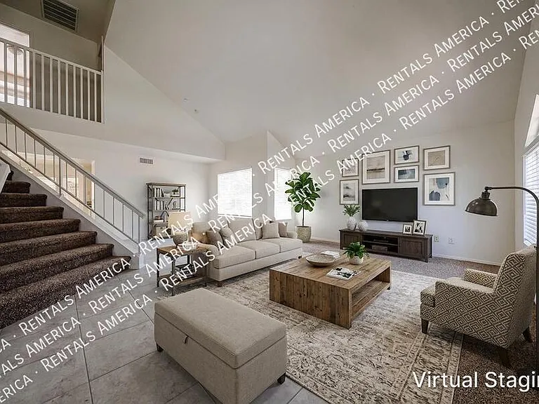 2361 W Myrtle Dr — Photo 1
