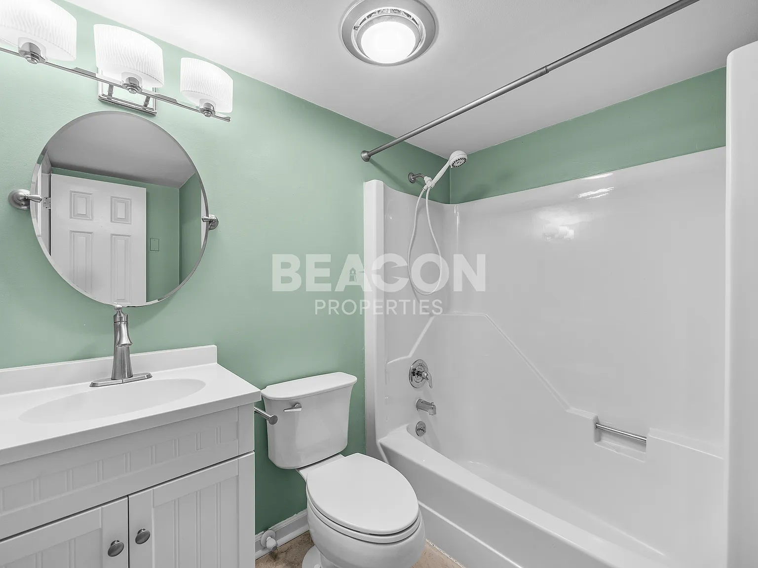 5 bed, 2092 sqft, $3,375 — Photo 3