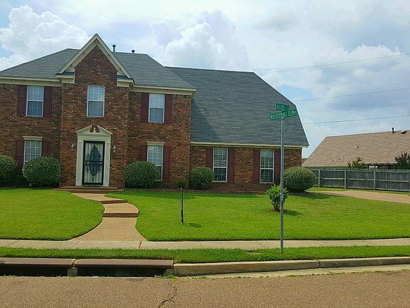 2nd image of 8369 Whispering Elm Dr
