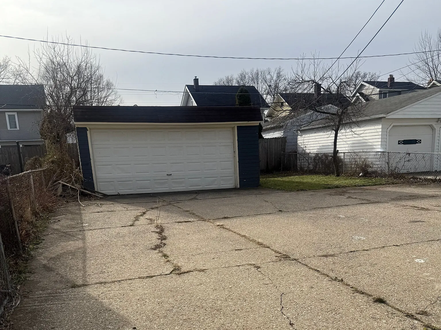 2 bed, 1.0 bath, 986 sqft, $1,200 — Photo 4