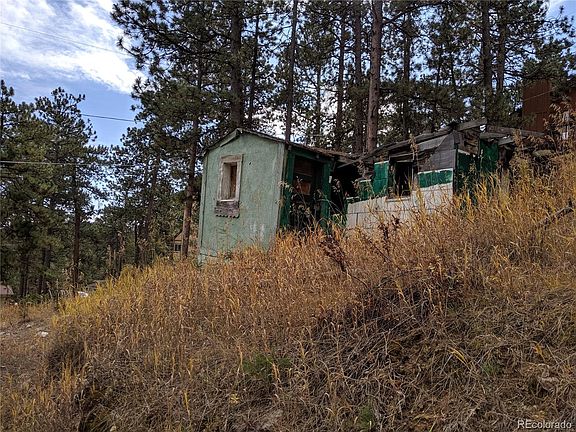 4th image of 3065 Yucca Dr