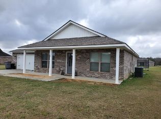 39 Pointer Trl, Picayune, MS 39466