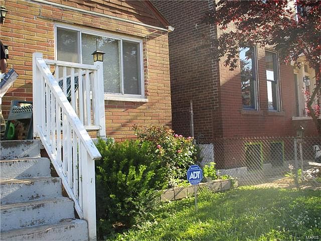 2nd image of 4206 Blaine Ave