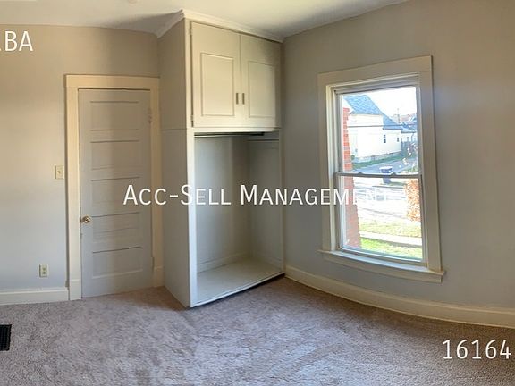5th image of 733 Olympia St SW #1