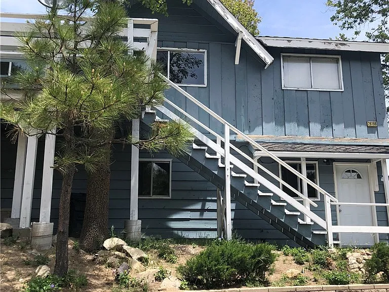 26196 Sky Ridge Dr — Photo 2