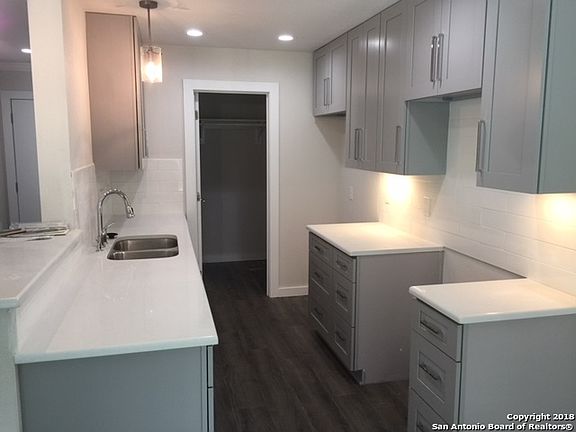 2nd image of 3234 Merriweather