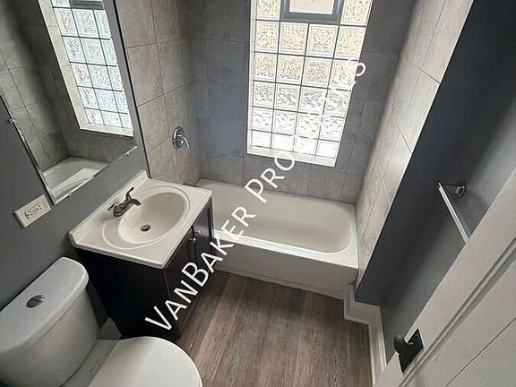 5th image of 3498 Bosworth Rd APT 3